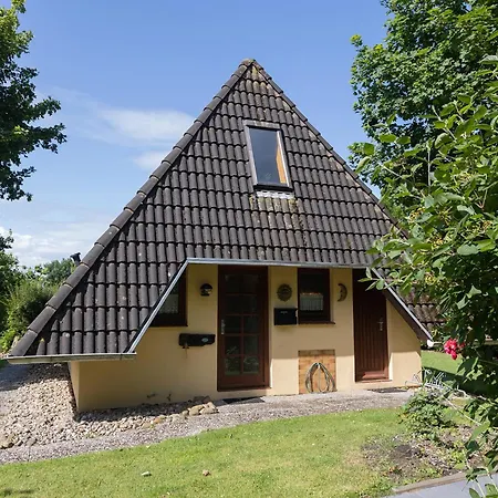 Holiday home Eversand 04